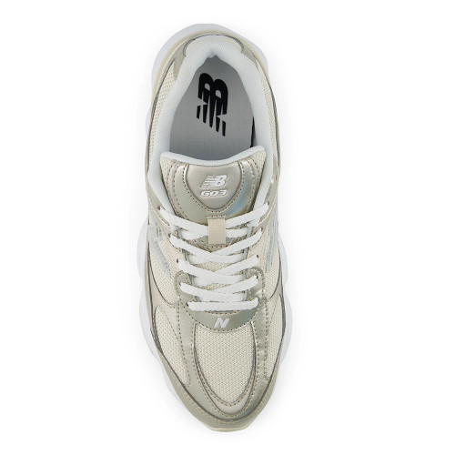 New Balance 603